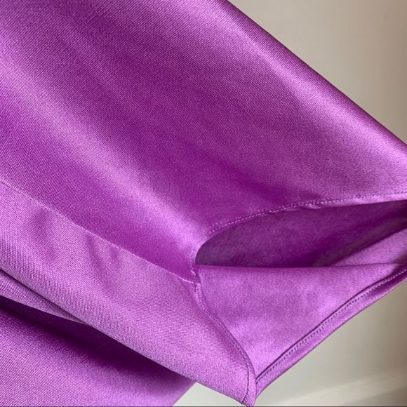 🌈 3/$20 Vintage satin shimmer purple shrug shawl - Picture 7 of 9